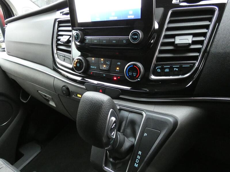 FORD TOURNEO CUSTOM