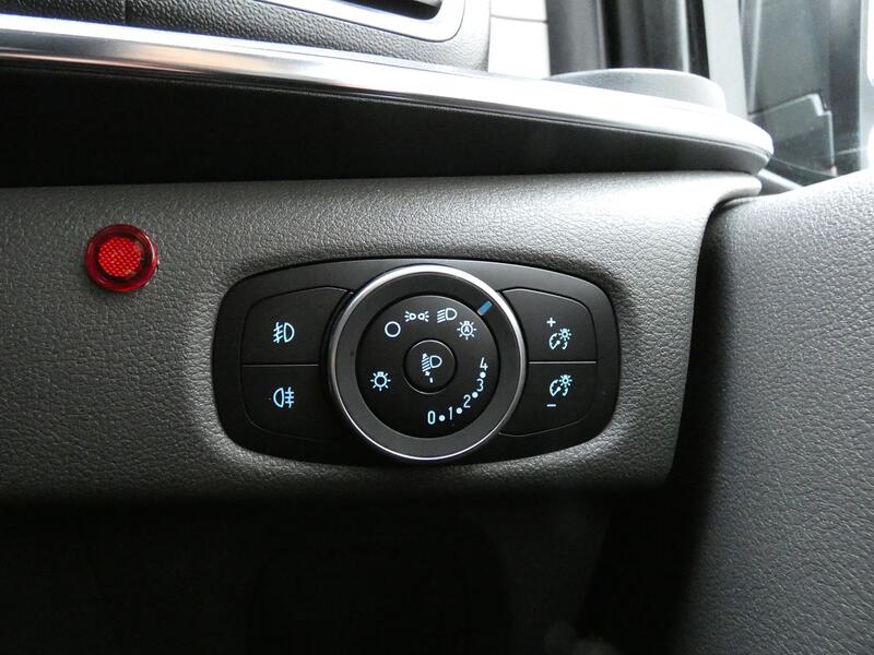FORD TOURNEO CUSTOM