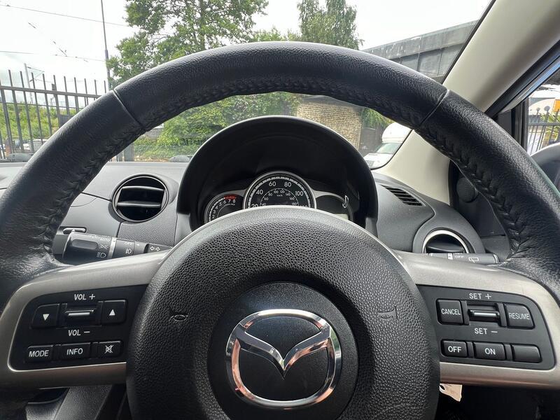 MAZDA MAZDA2