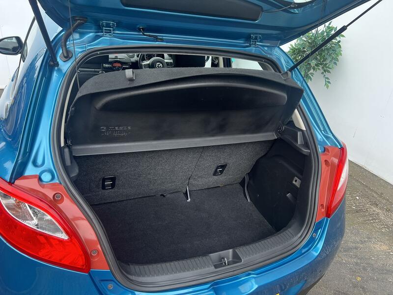 MAZDA MAZDA2