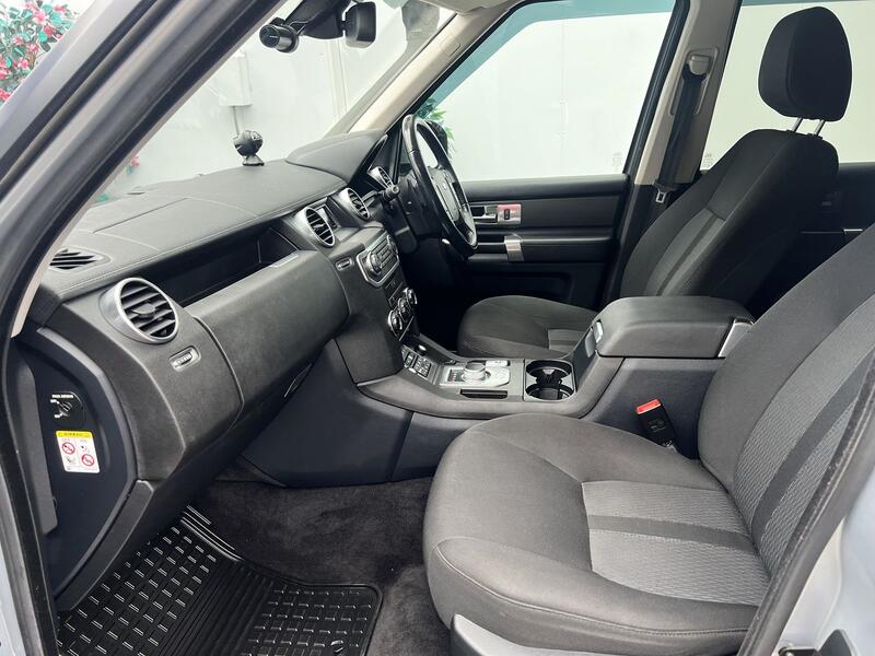 LAND ROVER DISCOVERY 4