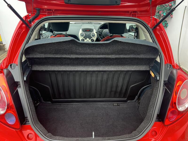 FORD KA