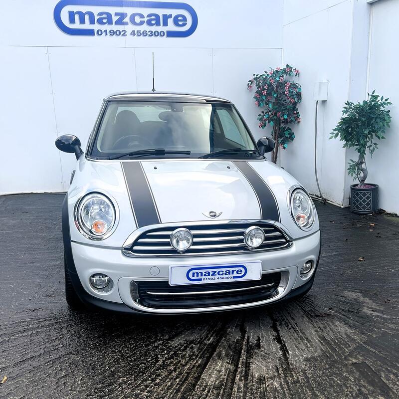 MINI HATCH