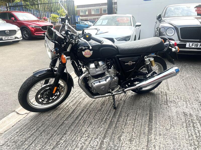 ROYAL ENFIELD INTERCEPTOR