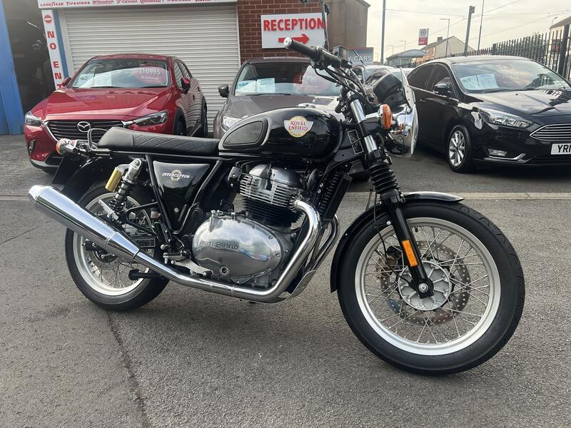 ROYAL ENFIELD INTERCEPTOR