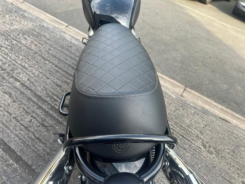ROYAL ENFIELD INTERCEPTOR